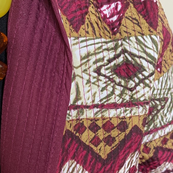 Multicolor Patterned Quilt jacket - Picture 2 of 4